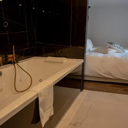 Bagatelle Furnished Flat *