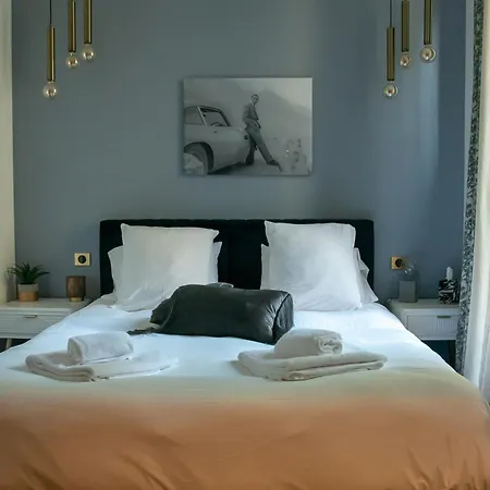 アパート Bagatelle Furnished Flat *