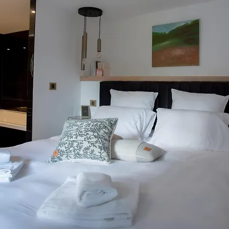 Bagatelle Furnished Flat