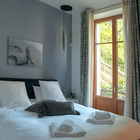 Bagatelle Furnished Flat * エクスレバン
