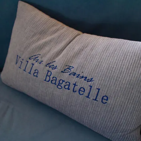 Bagatelle Furnished Flat アパート エクスレバン